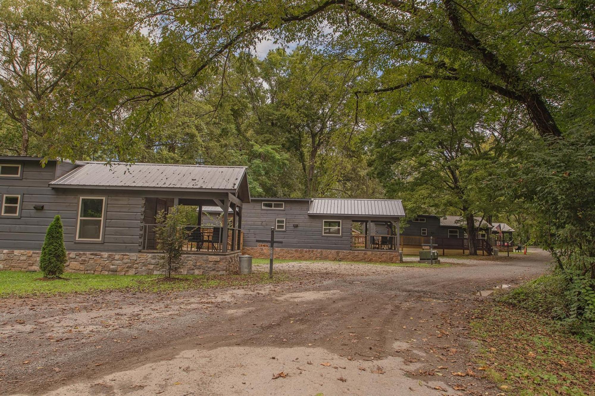 Meg Cabin Tiny Rustic Comfort On Lookout Mtn Чаттануга Экстерьер фото